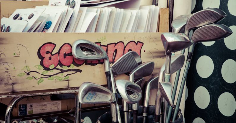 Flea Market - Golf Club in Black Golf Bag