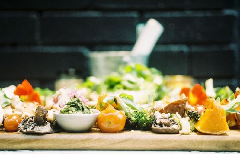 Food Waste - selective focus photography of tray of food